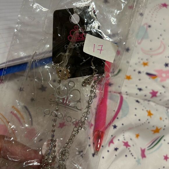 Paparazzi Silver Necklace with Crystal Clusters - Picture 14 of 15